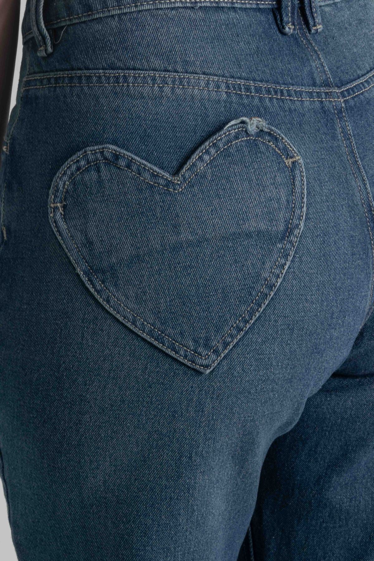 JEANS STRAIGHT CORAZÓN AMADIS